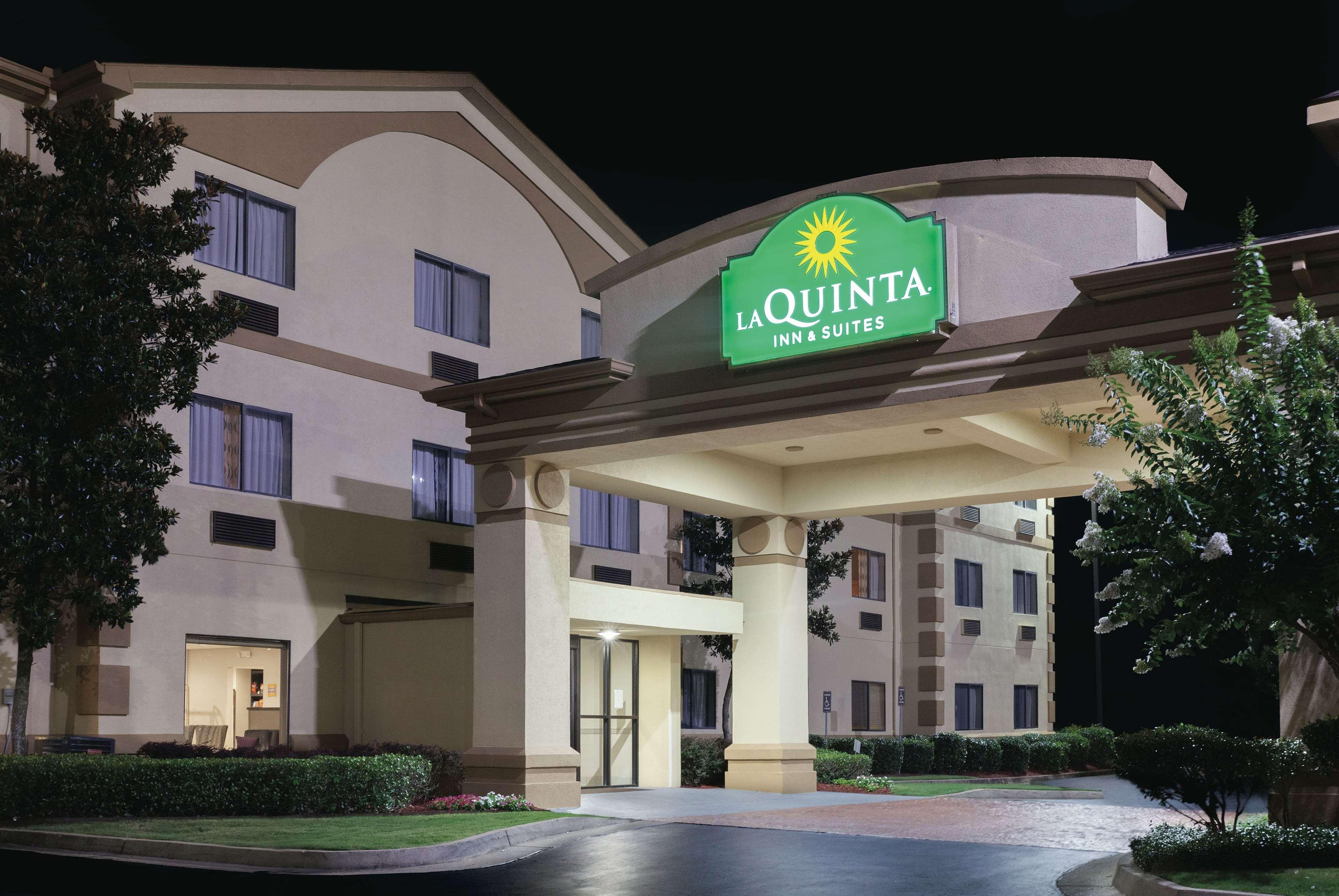 La Quinta By Wyndham Jackson Airport Hotel Pearl Eksteriør billede